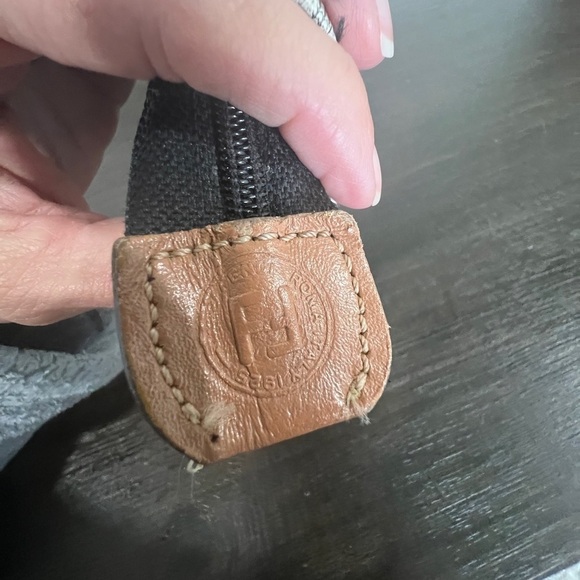 Fendi bag for evening |travel |makeup| vintage - Picture 10 of 16